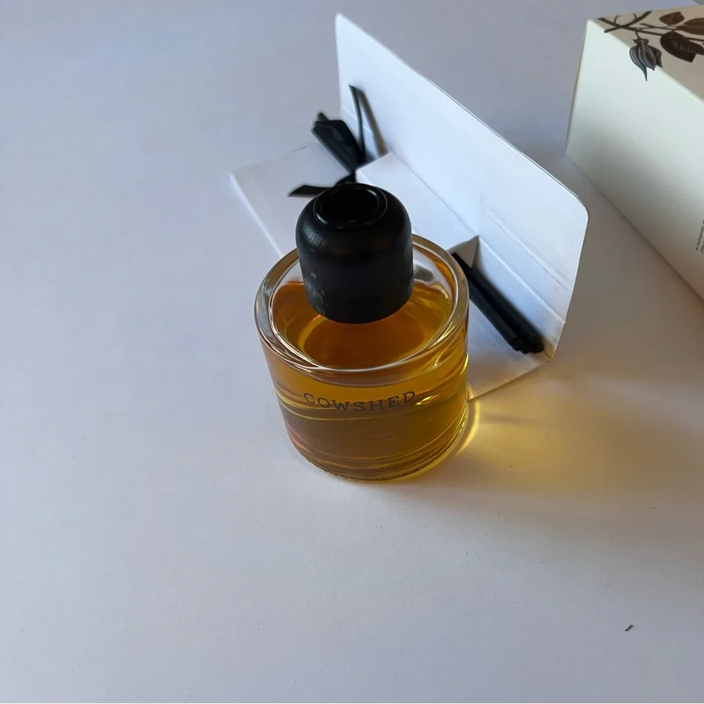 COWSHED BLISSFUL DIFFUSER INDULGE NWT